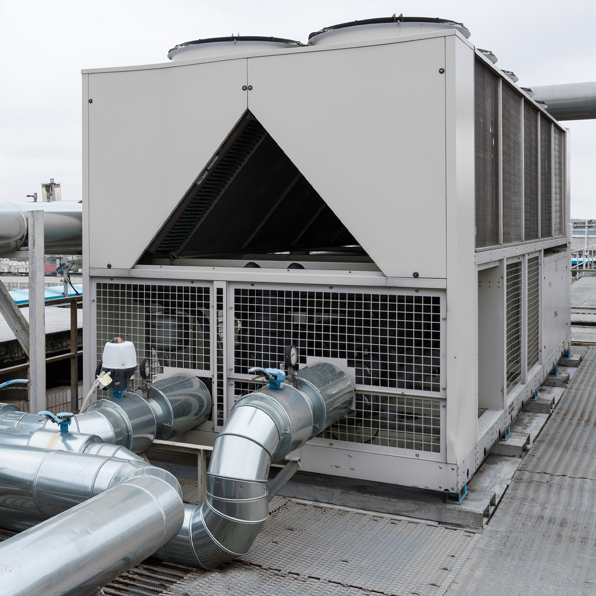 Air Cooled Water chiller with piping